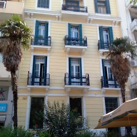 Center Landmark House Apartment